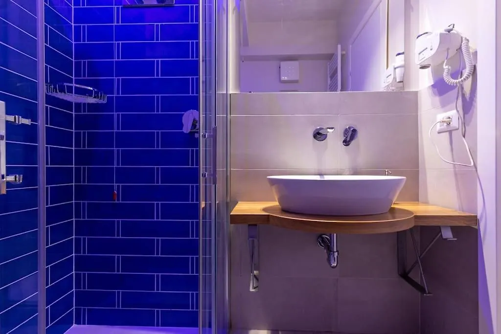 Dafne Room Speciale, Elegante Con Balcone Rome Apartment