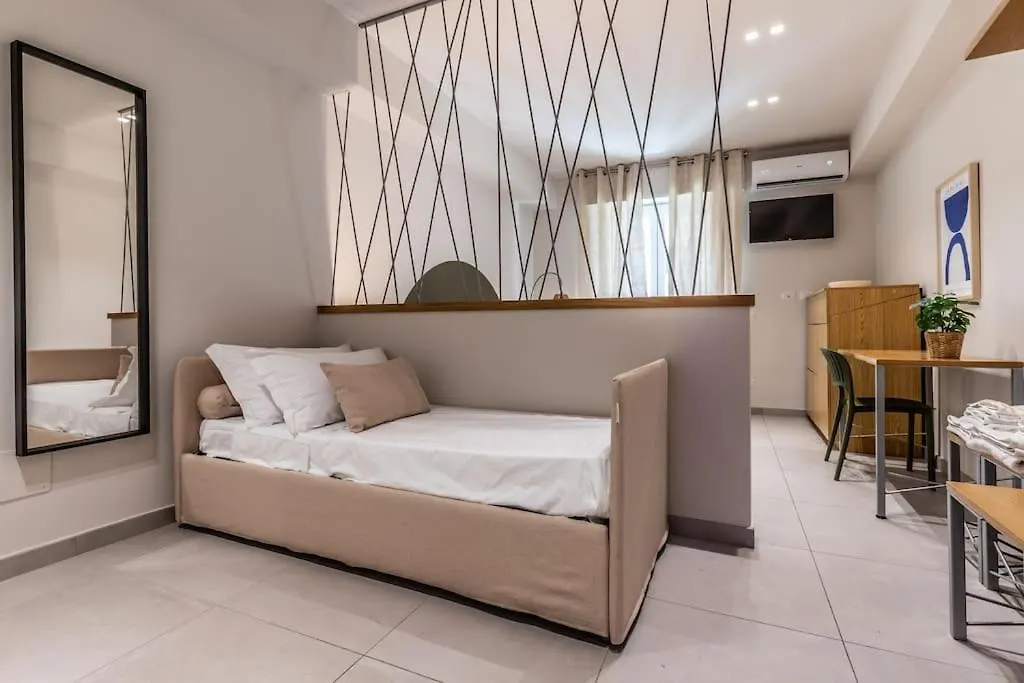Dafne Room Speciale, Elegante Con Balcone Rome Apartment