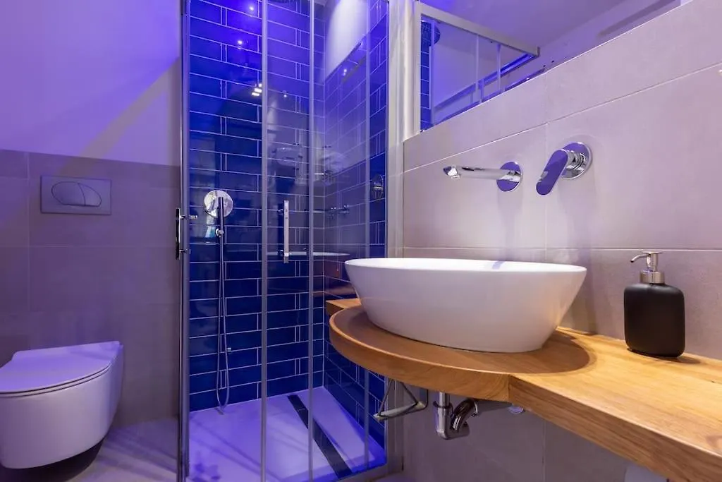 Dafne Room Speciale, Elegante Con Balcone Rome 0*,